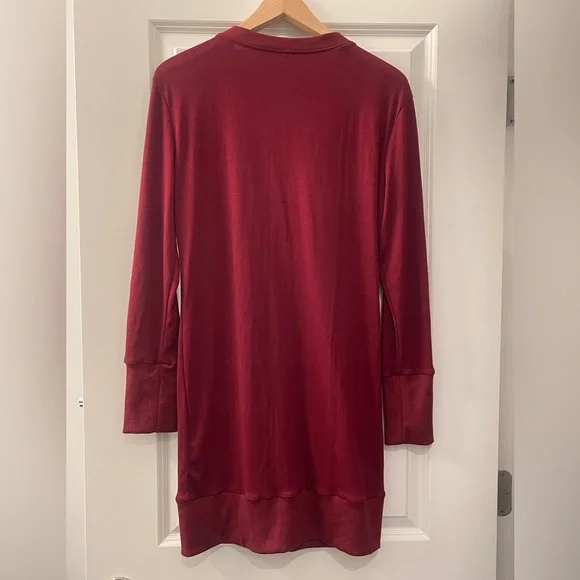 Elegant Long Sleeve Red sweater Dress - Picture 2 of 4